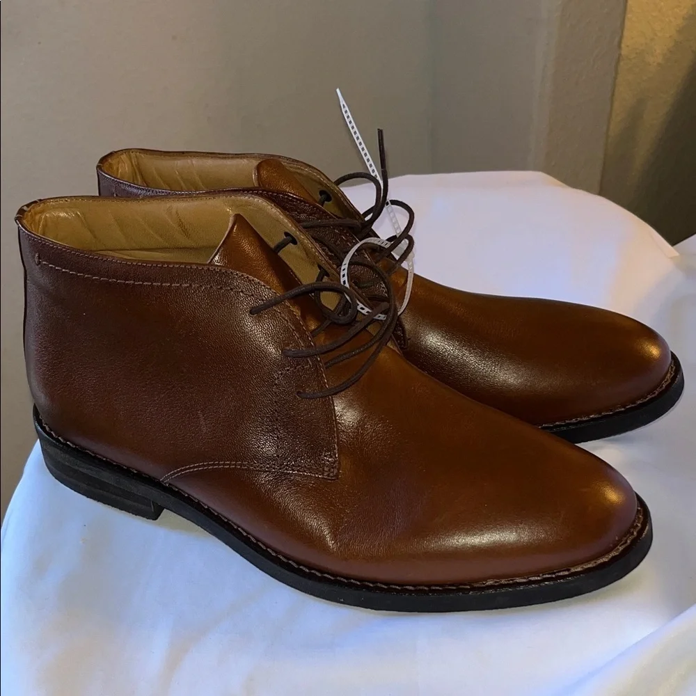 Flag Ltd Elegant Brown Leather Chukka Boots for Men